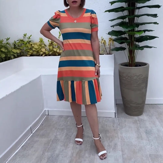 Damen Freizeitkleid mit voluminösem Rüschensaum und modischem Streifenmuster Heidi-Mode