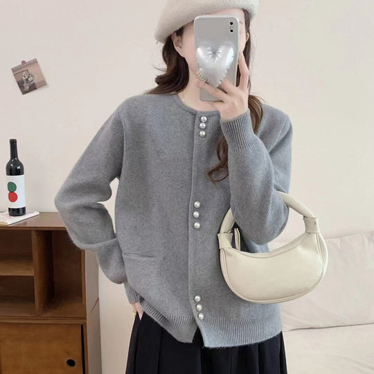 Damen Strickjacke mit eleganten Perlenknöpfen EB