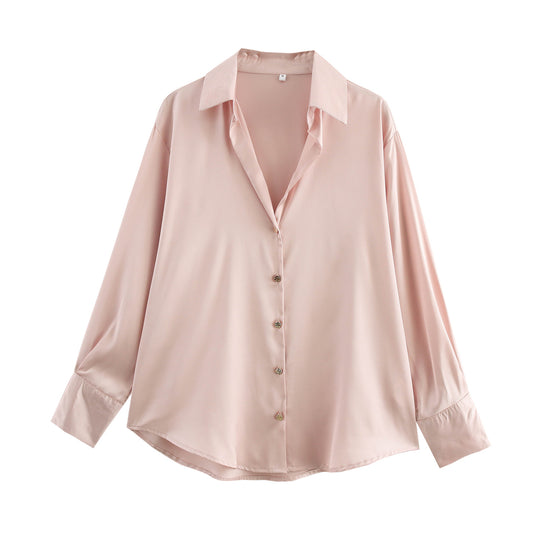 Damen nan oversized Satinbluse mit Hemdkragen, verlängerten Manschetten und abgerundetem Saum EB