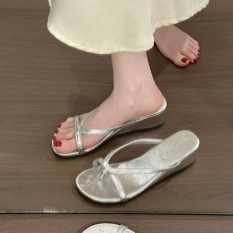 Damen Wedge-Sandalen mit elegantem Riemendesign und komfortablem Fußbett EB