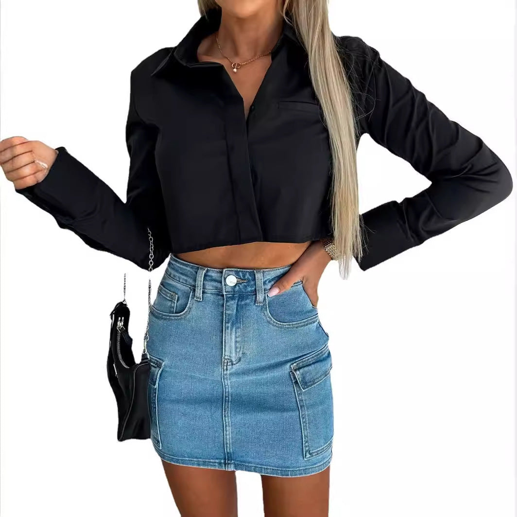 Damen cropped Bluse mit elegantem Kragen und schimmerndem Finish EB