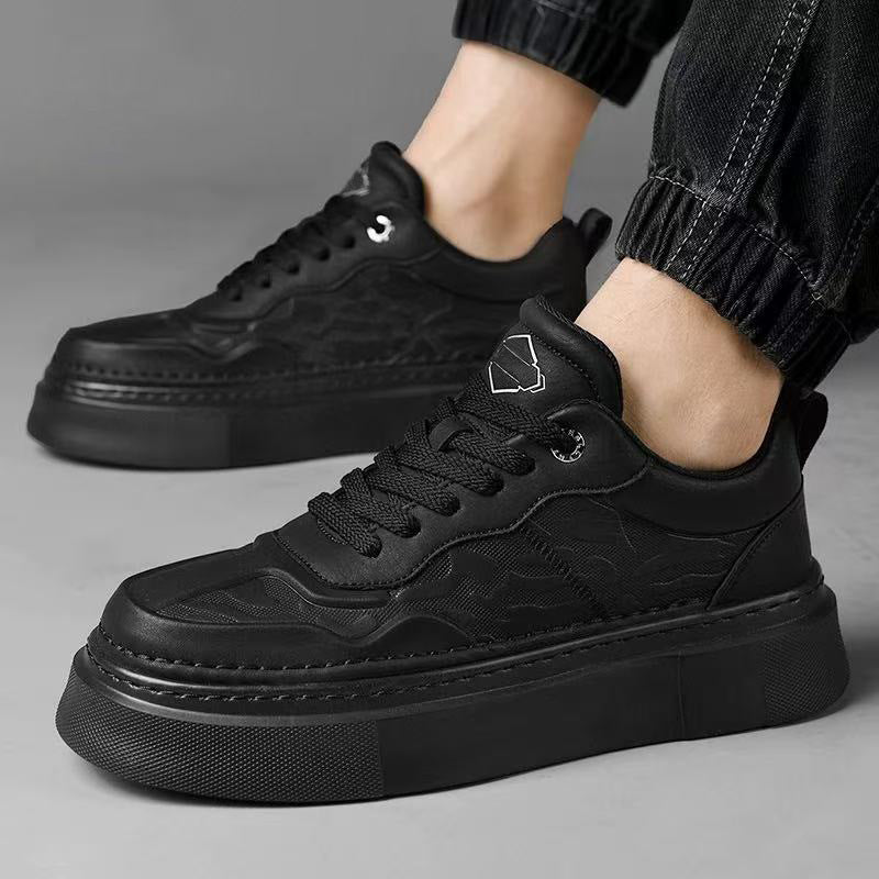 Damen Chunky Sneakers mit stilvollem Obermaterial und dämpfender Sohle EB