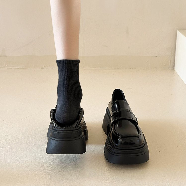 Damen modische Schnürloafers mit stabiler Plattformsohle und eleganter Riemenverzierung EB
