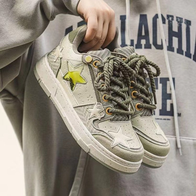 Damen Modische Sneakers mit einzigartigen Stern-Applikationen und rutschfester Sohle EB