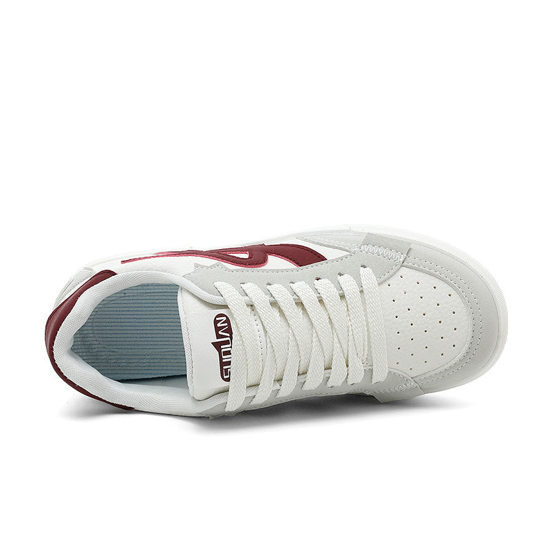 Damen Sportliche Sneaker mit perforiertem Obermaterial und robustem Gummizug EB