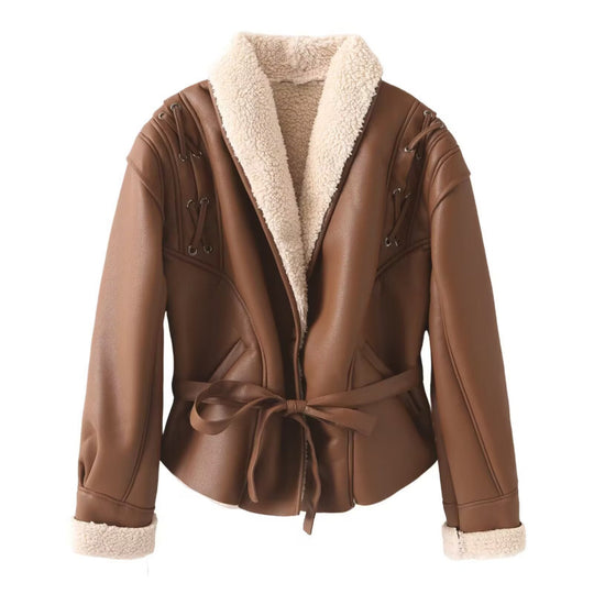 Damen Kunstlederjacke mit warmem Teddyfutter und eleganten Schnürdetails EB