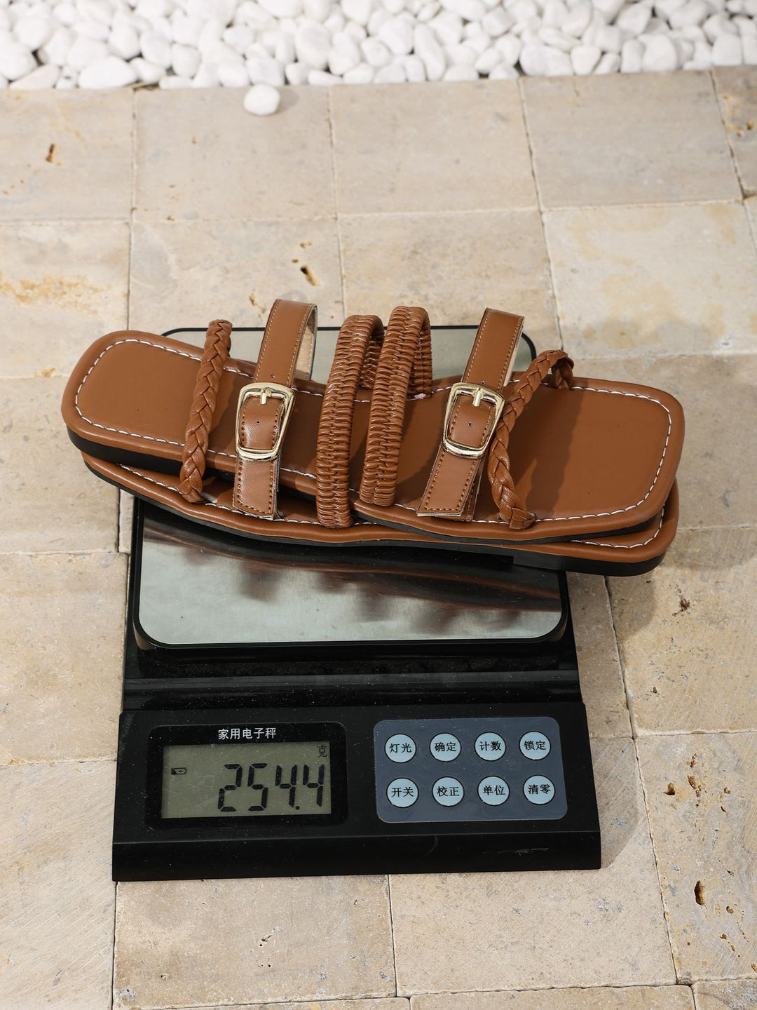 Damen Komfortable Riemensandalen mit geflochtenem Design EB