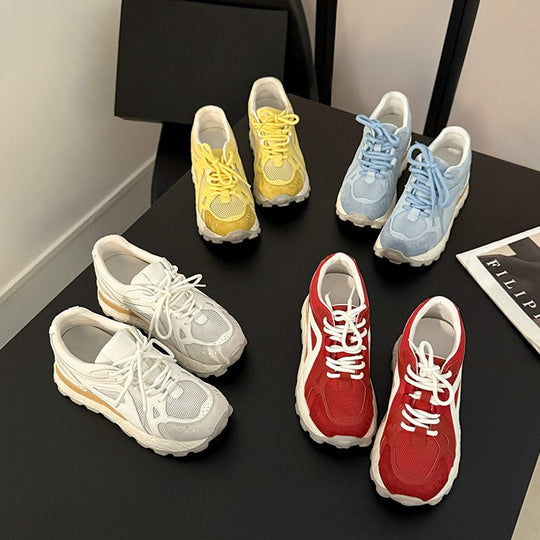 Damen sportive Sneaker mit atmungsaktiver Mesh-Oberfläche und dämpfender Sohle EB