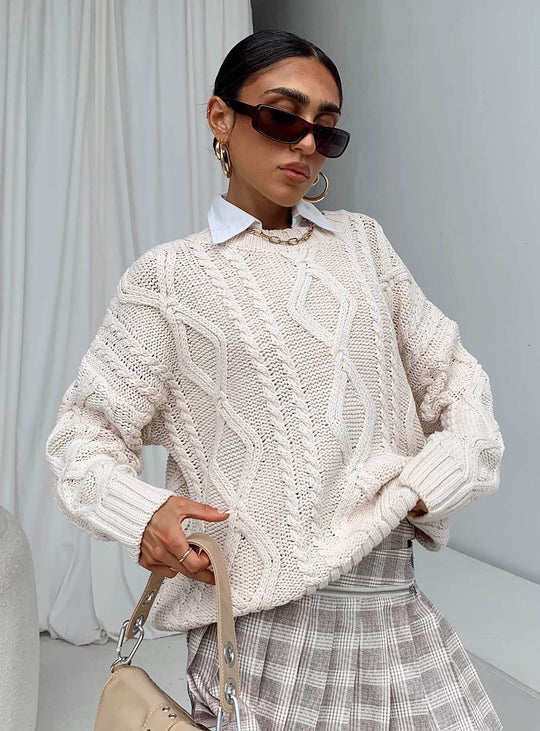 Damen Grobstrickpullover mit voluminösen Ärmeln und klassischem Zopfmuster EB