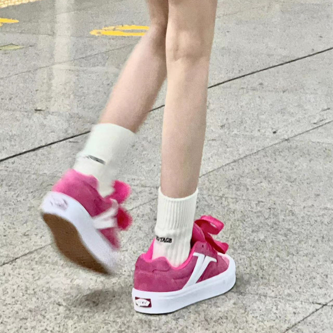 Damen Sneakers mit dekorativen Schleifen und komfortabler Sohle EB