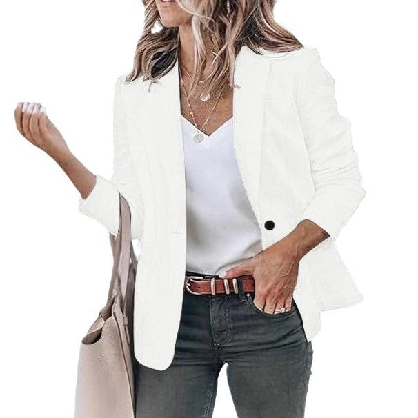 Damen Blazerjacke mit elegantem Schnitt und vielseitigen Stylingmöglichkeiten EB