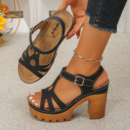 Damen Hochhackige Clogs mit geometrischem Design EB