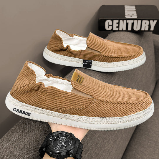Damen Freizeitliche Slip-On Schuhe mit innovativem Stretch-Material EB