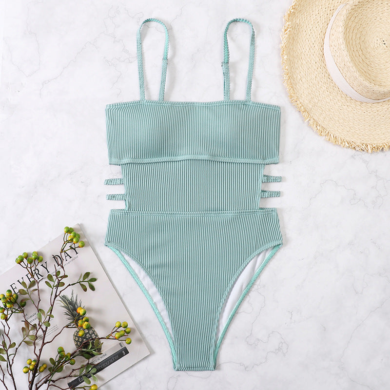 Damen Einteiler Badeanzug mit elegantem Rippendesign und figurschmeichelnder Silhouette EB