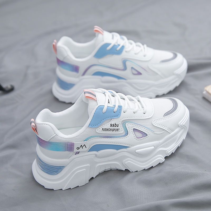 Damen Sportliche Sneakers mit innovativer Dämpfung und futuristischem Design EB