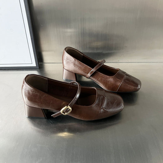 Damen Elegante Ballerinas mit dekorativem Riemen und hochwertiger Lederoberfläche EB