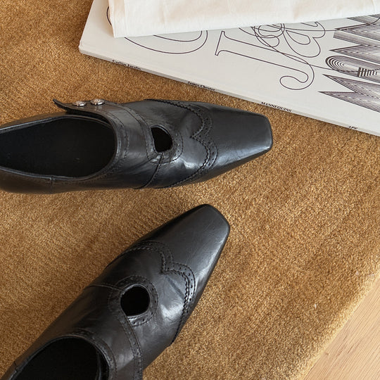 Damen Elegante Slipper mit dekorativem Ausschnitt EB