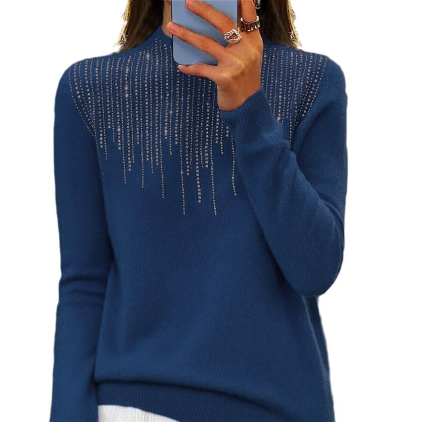 Damen nan kuscheliger Feinstrickpullover mit dezentem Strass-Einsatz am Rundhalsausschnitt und geripptem Saum EB