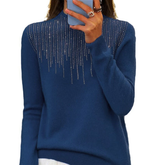 Damen nan kuscheliger Feinstrickpullover mit dezentem Strass-Einsatz am Rundhalsausschnitt und geripptem Saum EB