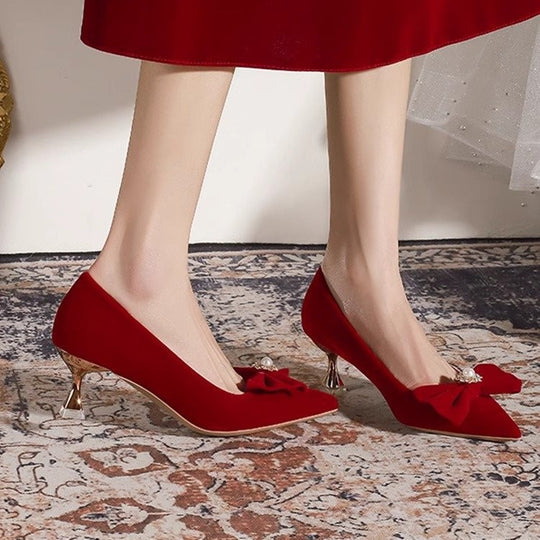 Damen elegante Pumps mit zierlichem Schleifenakzent und glitzernden Applikationen EB