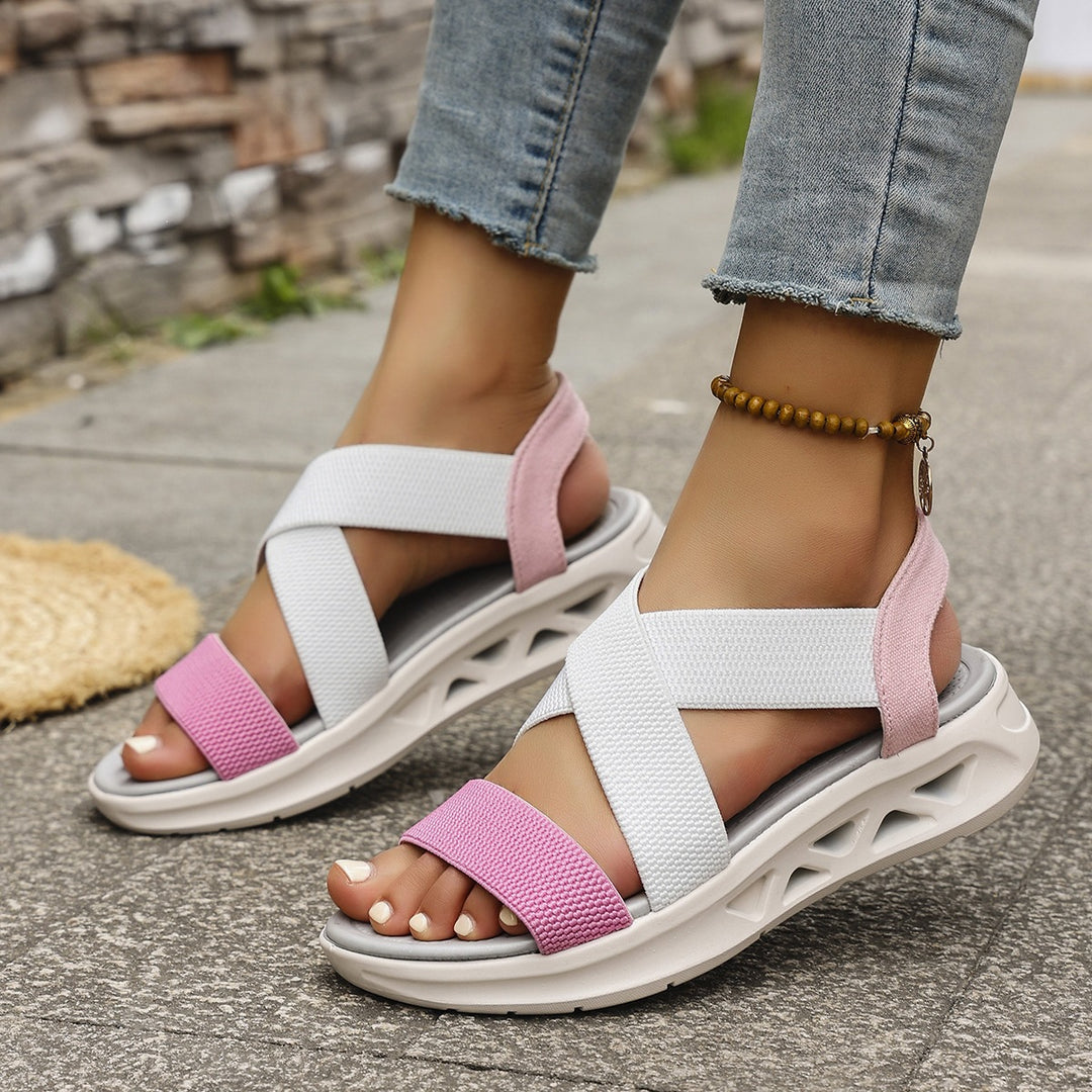 DamenSportliche Sandalen mit verstellbaren Riemen EB