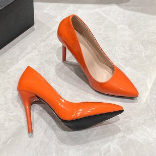 Damen elegante stiletto Pumps mit hochglänzender Oberfläche EB