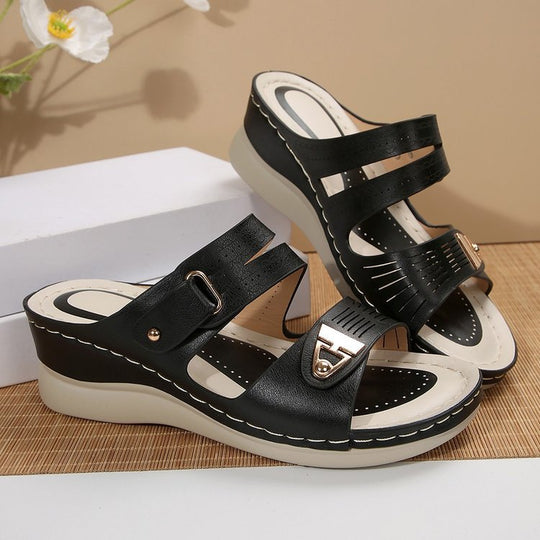 Damen Wedge-Sandalen mit verstellbarem Riemen und modischem Schnitt EB