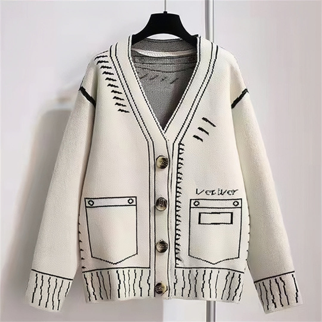Damen Strickjacke mit einzigartigem grafischen Design und hochwertigen Knopfdetails EB