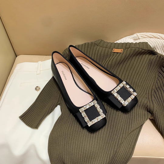 Damen Ballerinas mit funkelndem Strassbesatz und einzigartigem Riemendesign EB