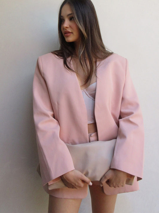 Damen oversized Blazerjacke im minimalistischen Design EB