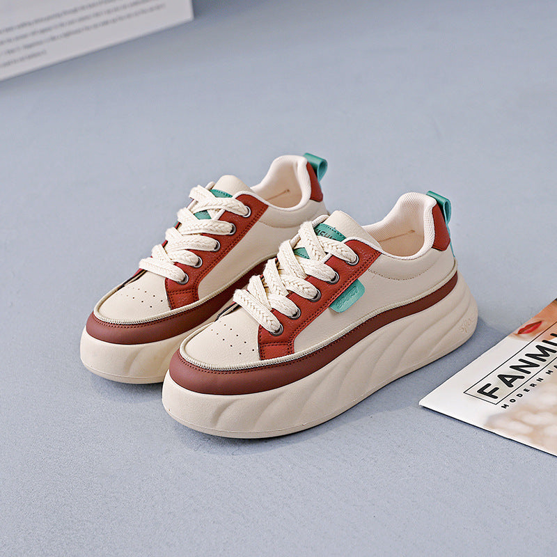 Damen Sneakers mit hohem Plateau und innovativem Design EB