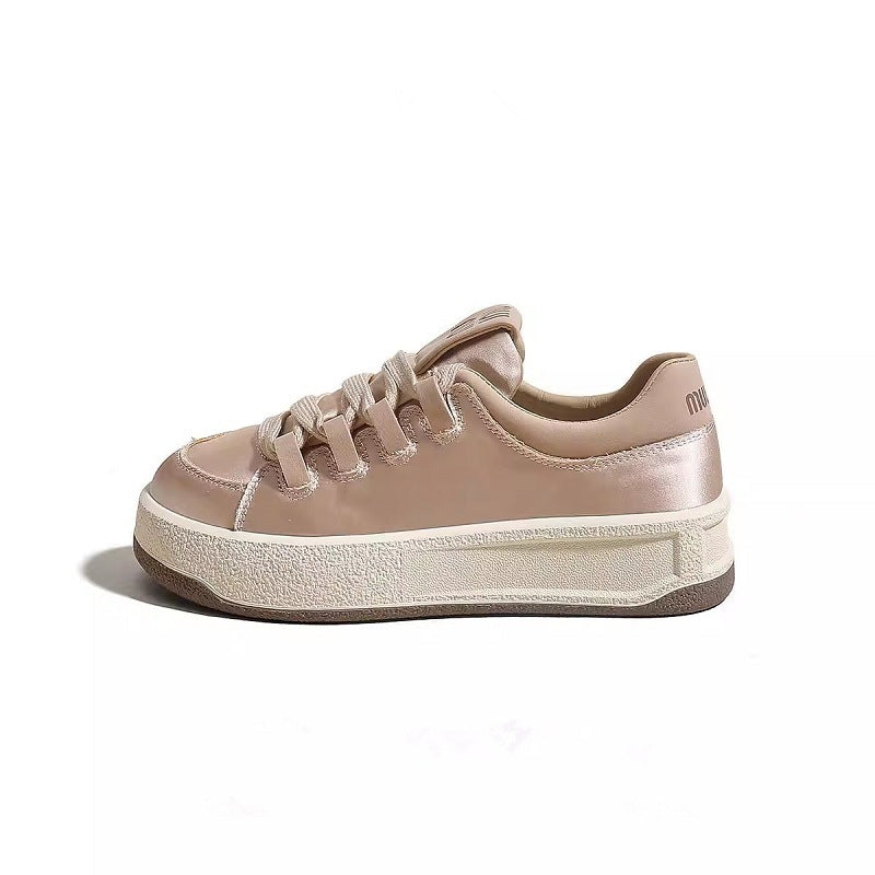 Damen Elegante Sneakers mit glattem Obermaterial und breiter Sohle EB