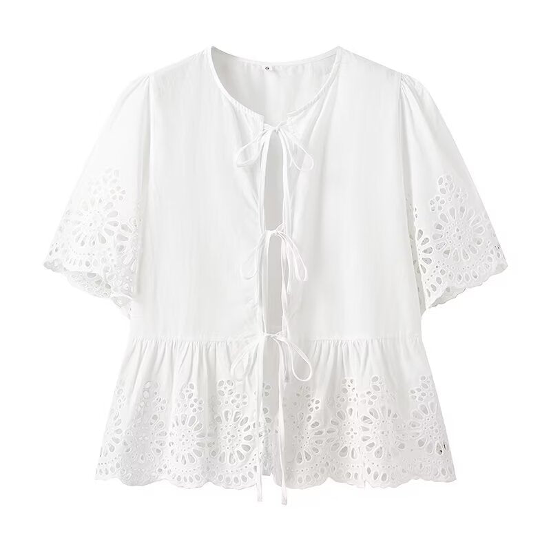 Damen Blusenshirt mit floralem Spitzenbesatz und Rüschendetails EB