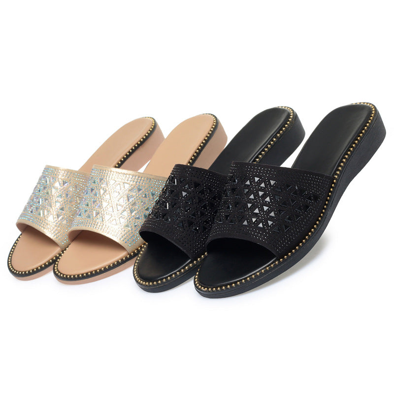Damen Glitzernde Riemchen-Sandaletten mit bequemem Fußbett und eleganten Schmuckdetails EB