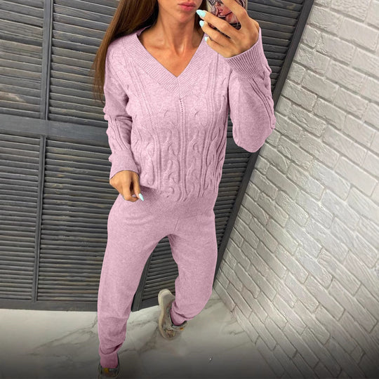 Damen gemütlicher Strickanzug mit V-Ausschnitt und Zopfdesign EB