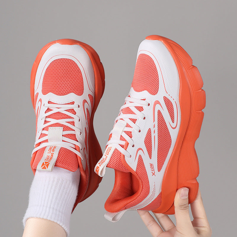 Damen sportive Laufschuhe mit atmungsaktivem Mesh-Obermaterial und flexibler Sohle EB