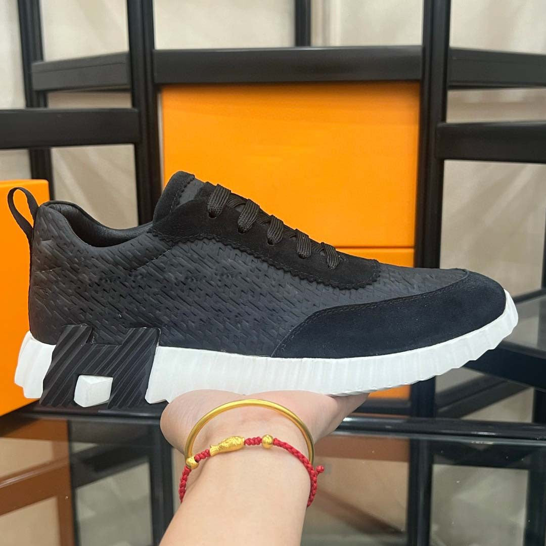 Damen sportive Sneakers mit innovativer Struktur und rutschfester Sohle EB