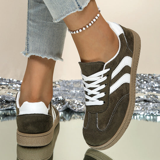 Damen Sneaker mit bequemer Polsterung und modischen Akzenten EB