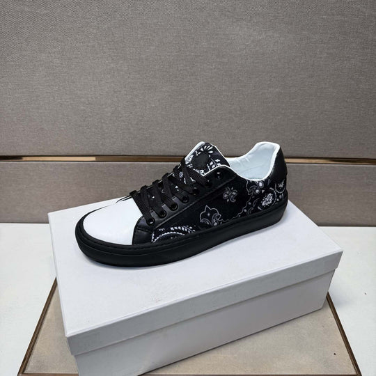 Damen Sneakers mit einzigartigem floralen Muster und komfortabler Gummisohle EB