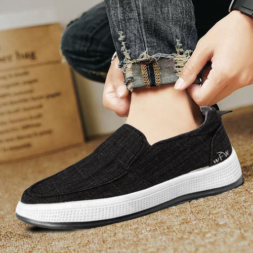 Damen Slip-On Sneakers mit rutschfester Laufsohle und atmungsaktivem Obermaterial EB