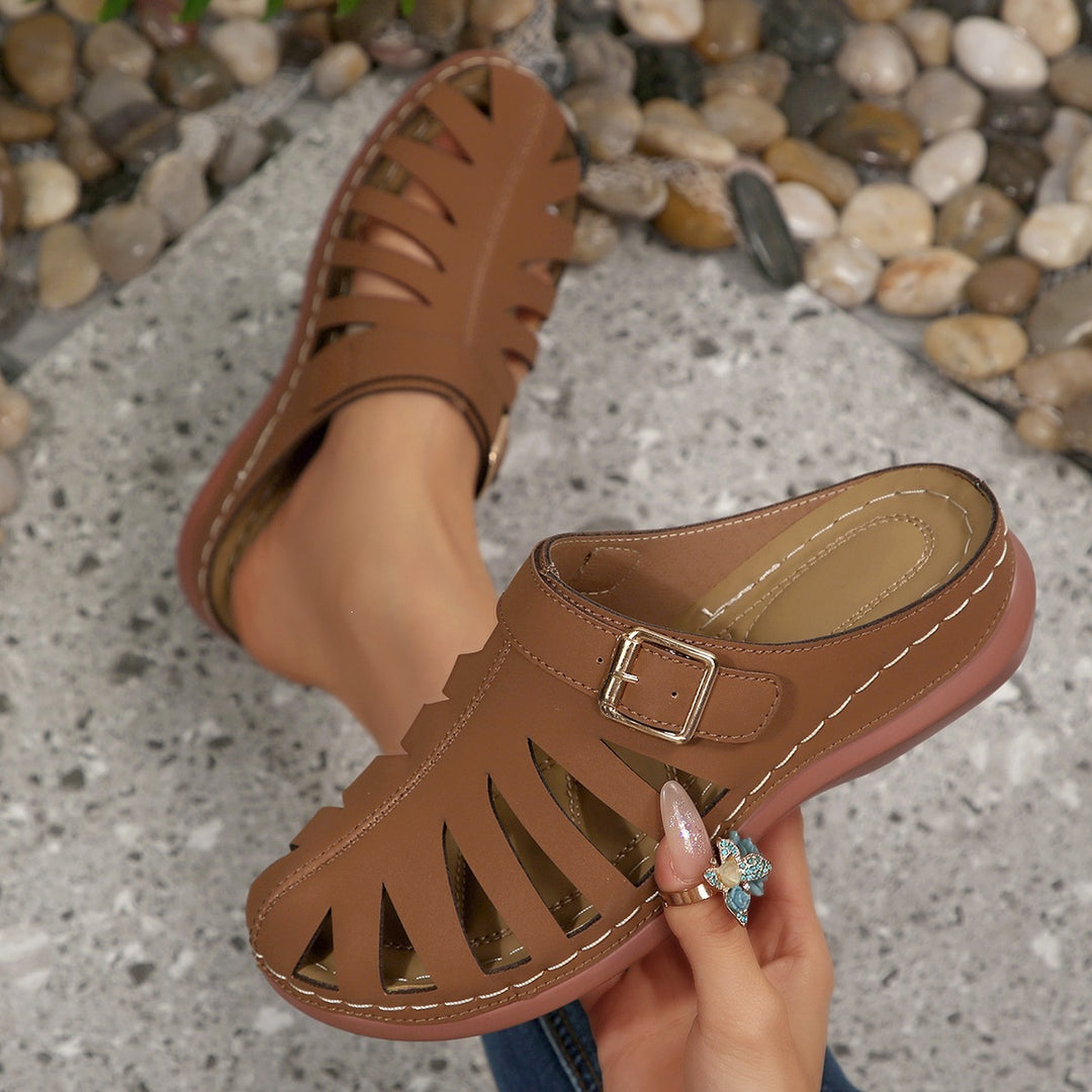 Damen Slipper‑Sandalen mit geschlossener Zehenkappe, Cut‑Out‑Design und verstellbarer Schnalle EB