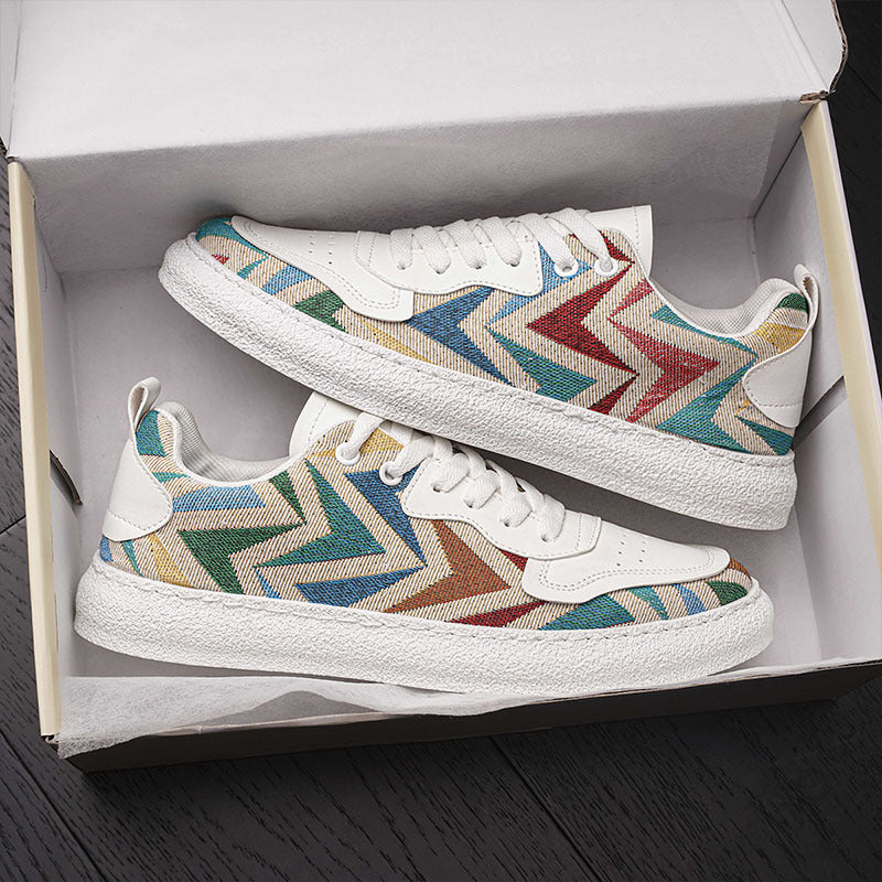 Damen Modische Sneakers mit farbenfrohem Chevron-Muster EB
