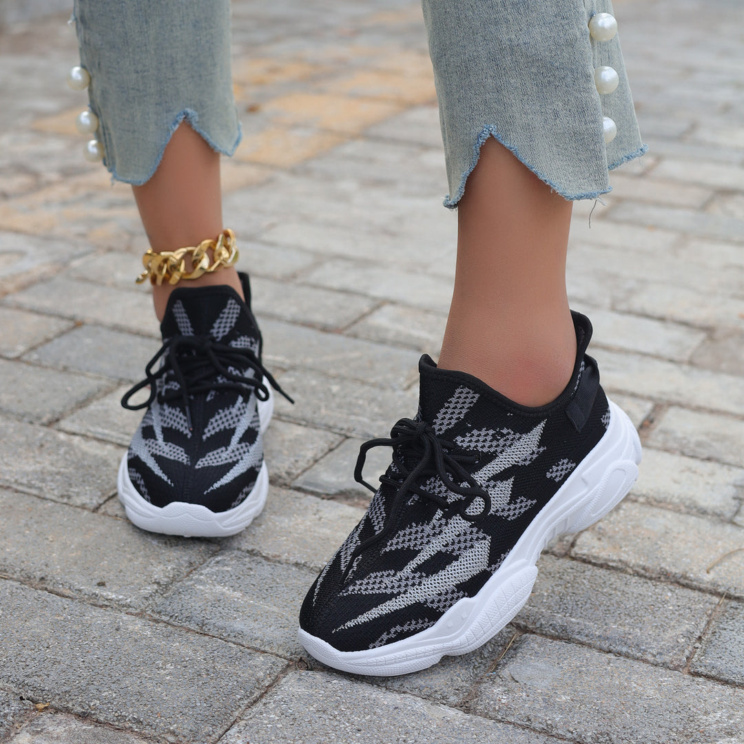 Damen Sportliche Sneakers mit innovativer Strickoberfläche und flexibler Laufsohle EB
