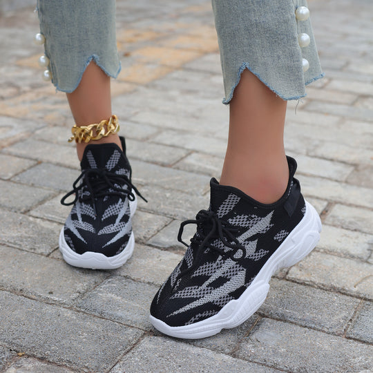 Damen Sportliche Sneakers mit innovativer Strickoberfläche und flexibler Laufsohle EB