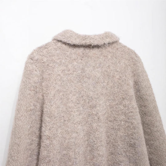 Damen Kuschelige Strickjacke mit dekorativen Knöpfen EB