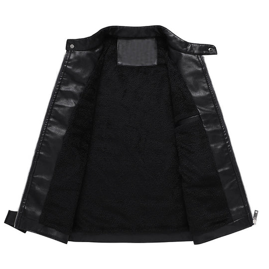 Herren Bikerjacke aus Kunstleder mit markanter Logo‑Applikation und tailliertem Schnitt EB