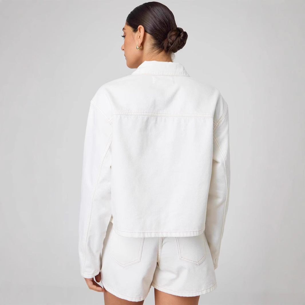 Damen nan kurze Denimjacke mit dekorativen Knotenverschlüssen, kastiger Silhouette und Hemdkragen EB