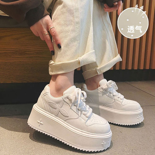 Damen modische Plateau-Sneaker mit dämpfender Sohle und atmungsaktivem Obermaterial EB