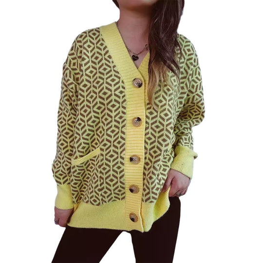 Damen Strickjacke mit geometrischem Muster und Knopfdetails EB