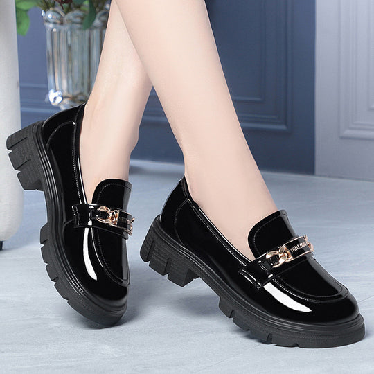Damen Modische Loafers mit glänzendem Obermaterial und robustem Blockabsatz EB